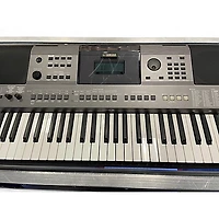 Used Yamaha PSRI500 Portable Keyboard
