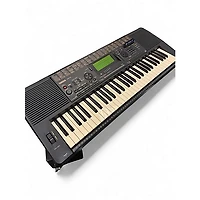 Used Yamaha PSR520 Portable Keyboard