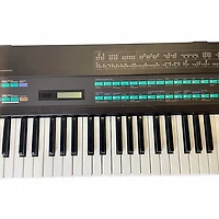 Used Yamaha DX7 Synthesizer
