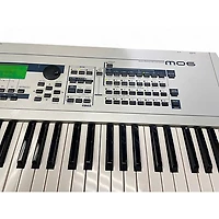 Used Yamaha MO6 61 Key Keyboard Workstation