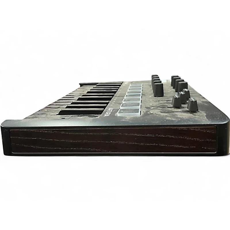 Used Arturia MINI LAB 3 MIDI Controller