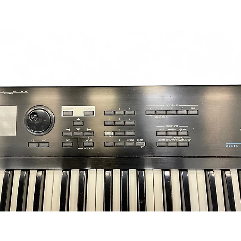 Used KORG TR61 Keyboard Workstation