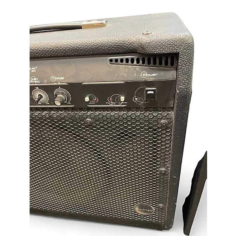 Used Fender BASSMAN 60 Bass Combo Amp