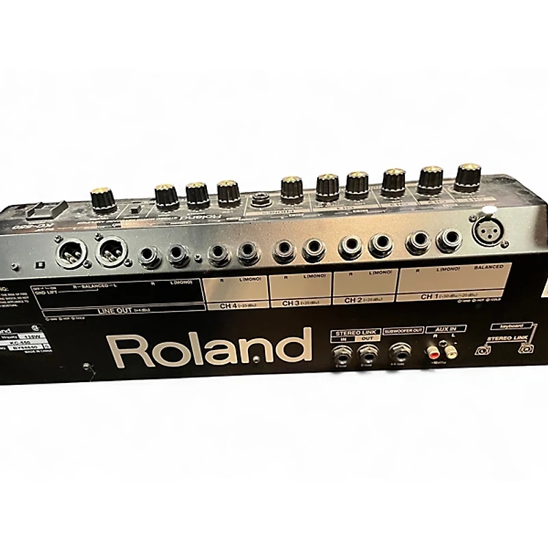 Used Roland KC550 1x15 180W Keyboard Amp