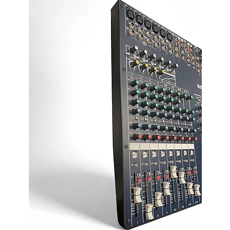 Used Yamaha MG124C DJ Mixer