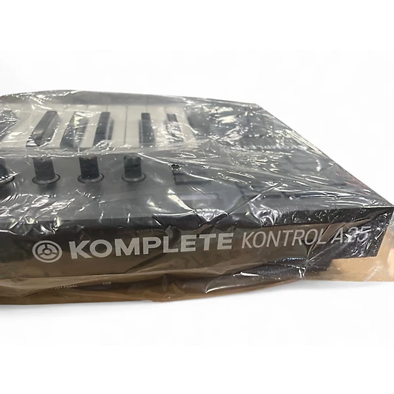 Used Native Instruments Komplete Kontrol A25 MIDI Controller
