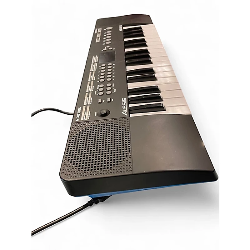 Used Alesis Melody 32