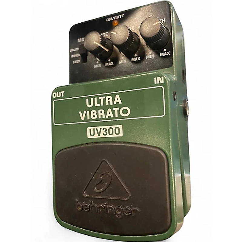Used Behringer UV300 Ultra Vibrato Effect Pedal