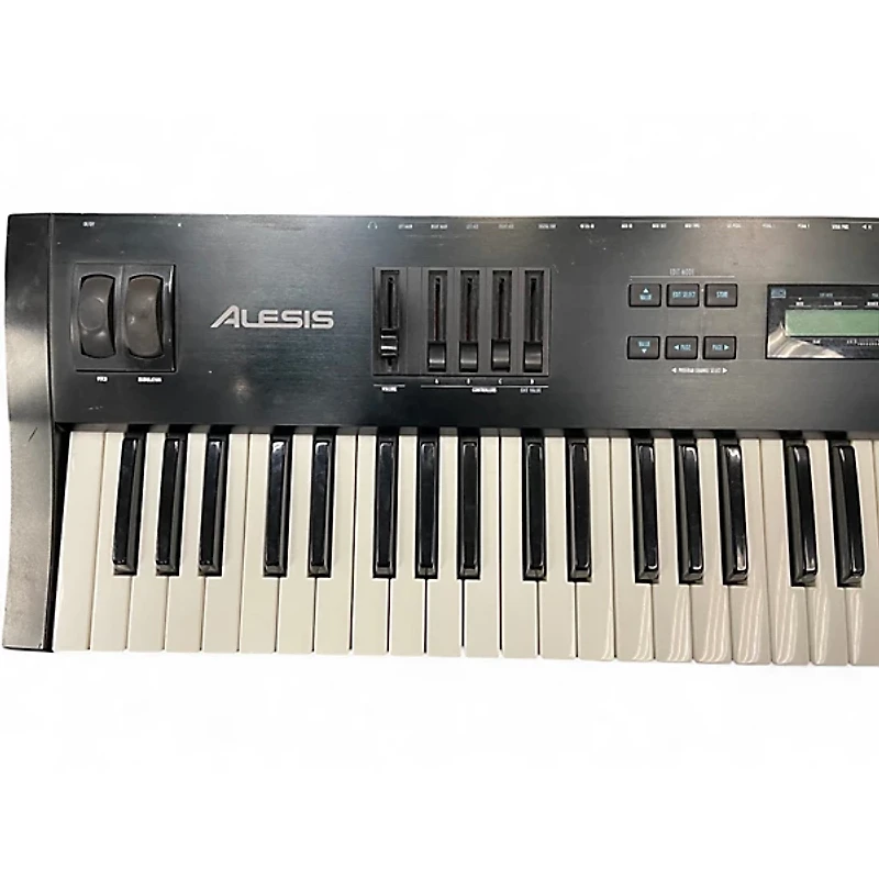 Used Alesis QS7 Synthesizer