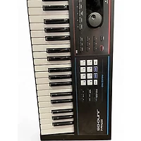 Used Roland juno ds 61 Synthesizer
