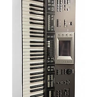Used Roland G 70 Keyboard Workstation