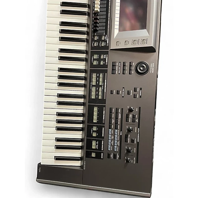 Used Roland G 70 Keyboard Workstation