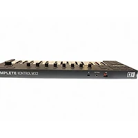 Used Native Instruments KOMPLETE KONTROL M32