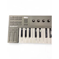 Used Native Instruments KOMPLETE KONTROL M32