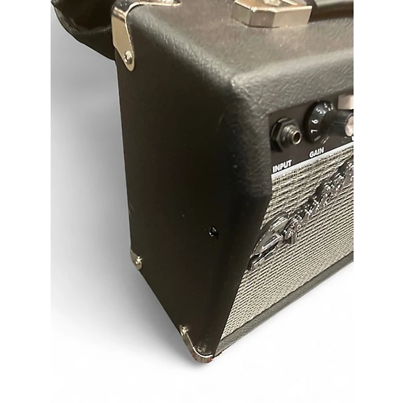 Used Fender Rumble 15 15W 1X8 Bass Combo Amp