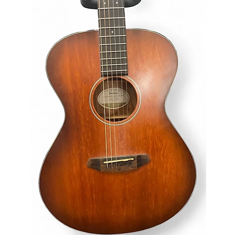 Used Breedlove Discovery Concert Natural Acoustic Guitar