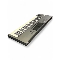 Used Native Instruments Komplete Kontrol S49 MIDI Controller