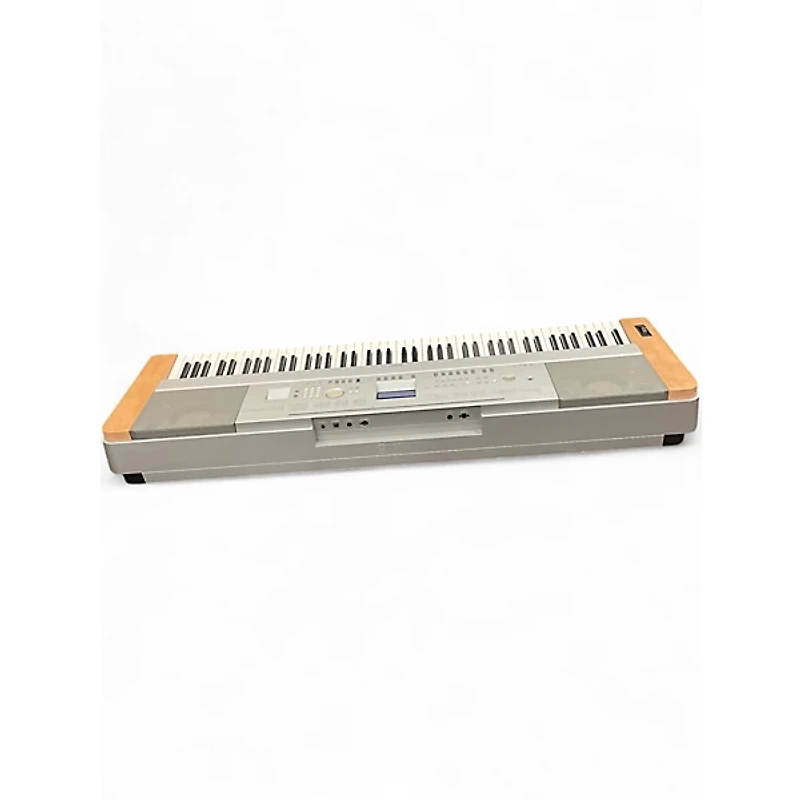 Used Yamaha DGX640C Keyboard Workstation