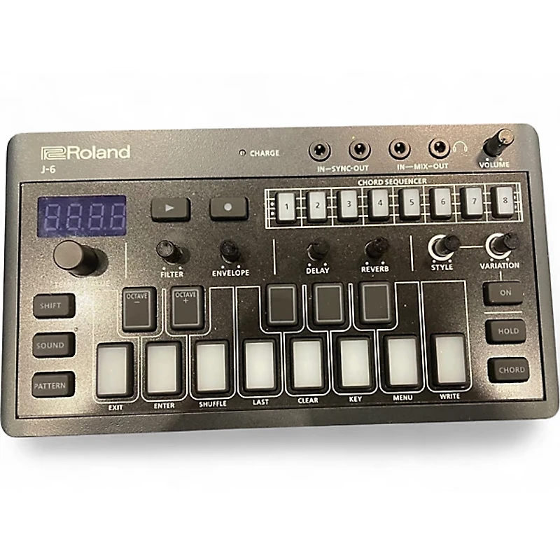 Used Roland AIRA J-6 Chord Synthesizer Synthesizer
