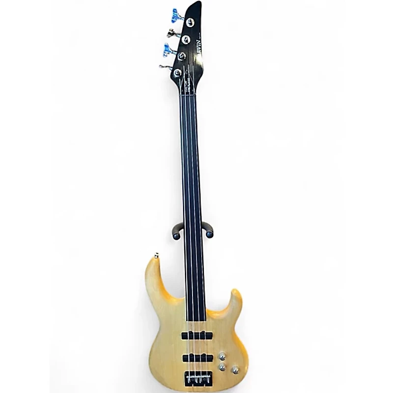Used Carvin Custom Fretless Natural Electric Bass Guitar