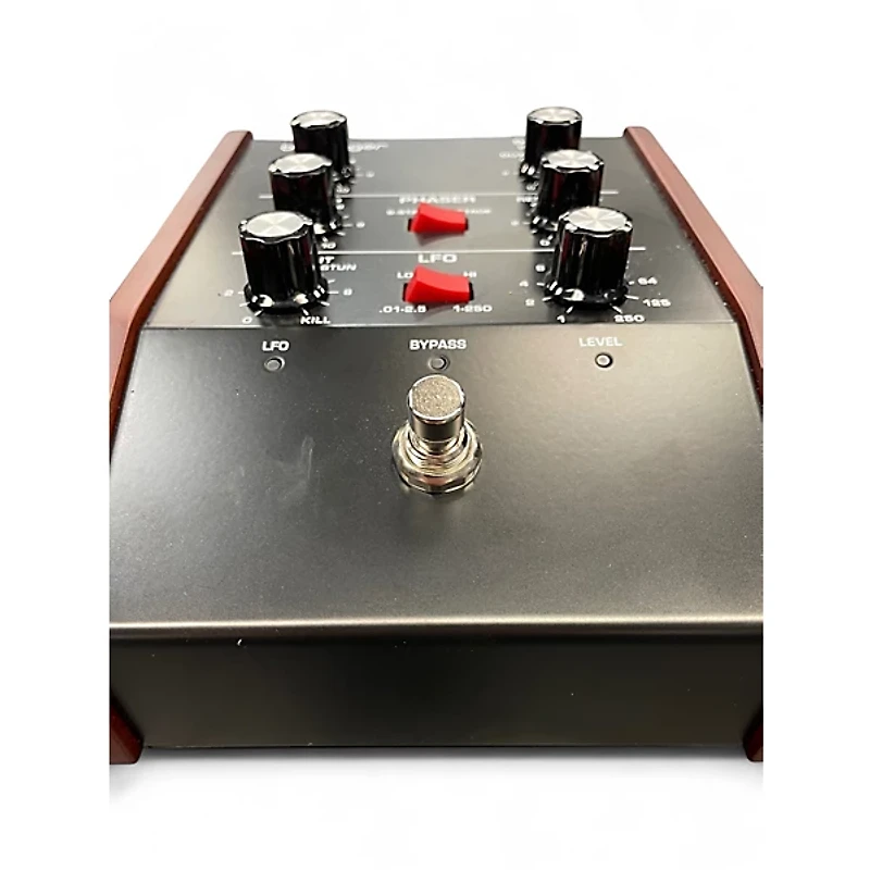 Used Behringer BM-13 Phaser Effect Pedal