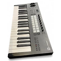 Used Novation LAUNCHKEY 37