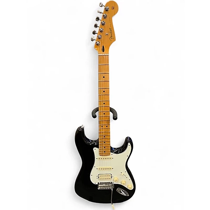 Used Fender PLAYER II STRATOCASTER HSS Black Solid Body Electric Guitar