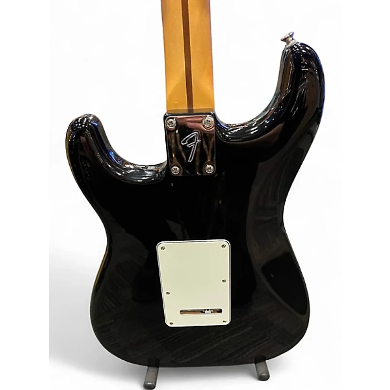 Used Fender PLAYER II STRATOCASTER HSS Black Solid Body Electric Guitar