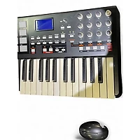 Used Akai Professional MPK25 25 Key MIDI Controller