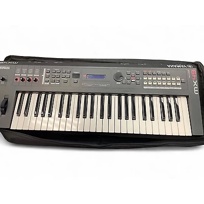 Used Yamaha MX49 49 Key Keyboard Workstation