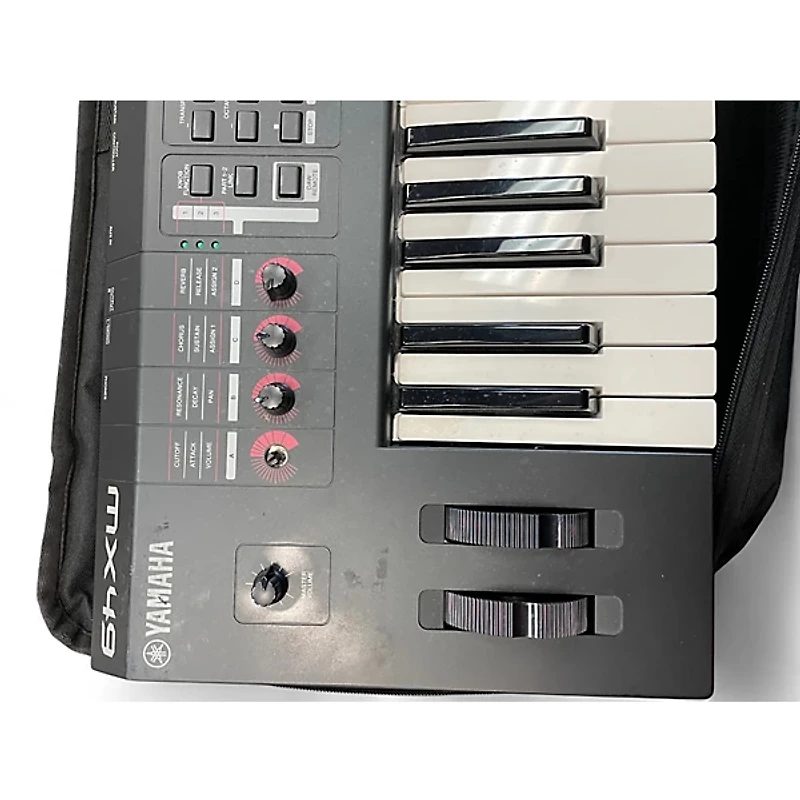 Used Yamaha MX49 49 Key Keyboard Workstation