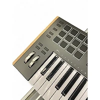 Used Arturia KEYLAB 49 MK3 MIDI Controller