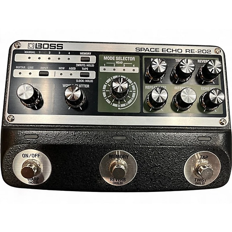 Used BOSS RE 202 Effect Pedal