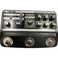 Used BOSS RE 202 Effect Pedal