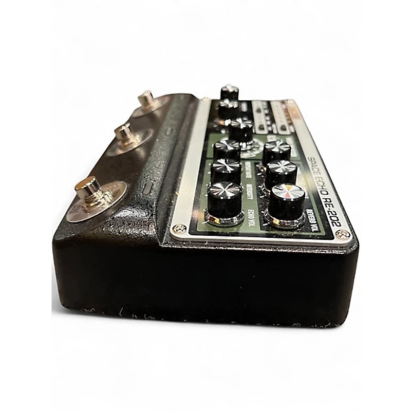 Used BOSS RE 202 Effect Pedal