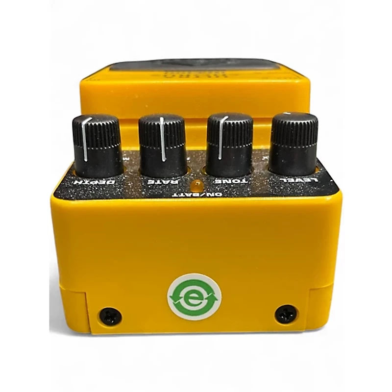 Used Behringer UC200 Stereo Chorus Effect Pedal