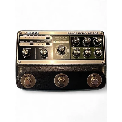 Used BOSS RE-202 Space Echo Effect Pedal