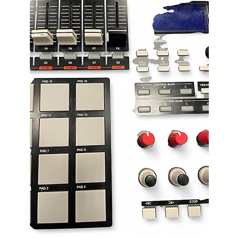 Used Akai Professional MPD32 MIDI Controller