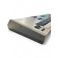 Used Yamaha Motif ES8 88 Key Keyboard Workstation