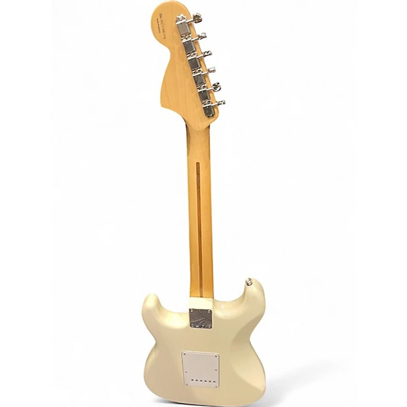 Used Fender Deluxe Stratocaster HSS white Solid Body Electric Guitar