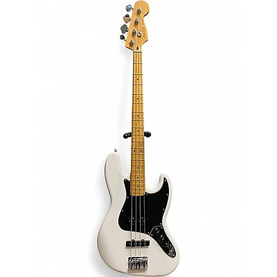 Used 2024 Fender Player Jazz Bass Arctic White Electric Bass Guitar