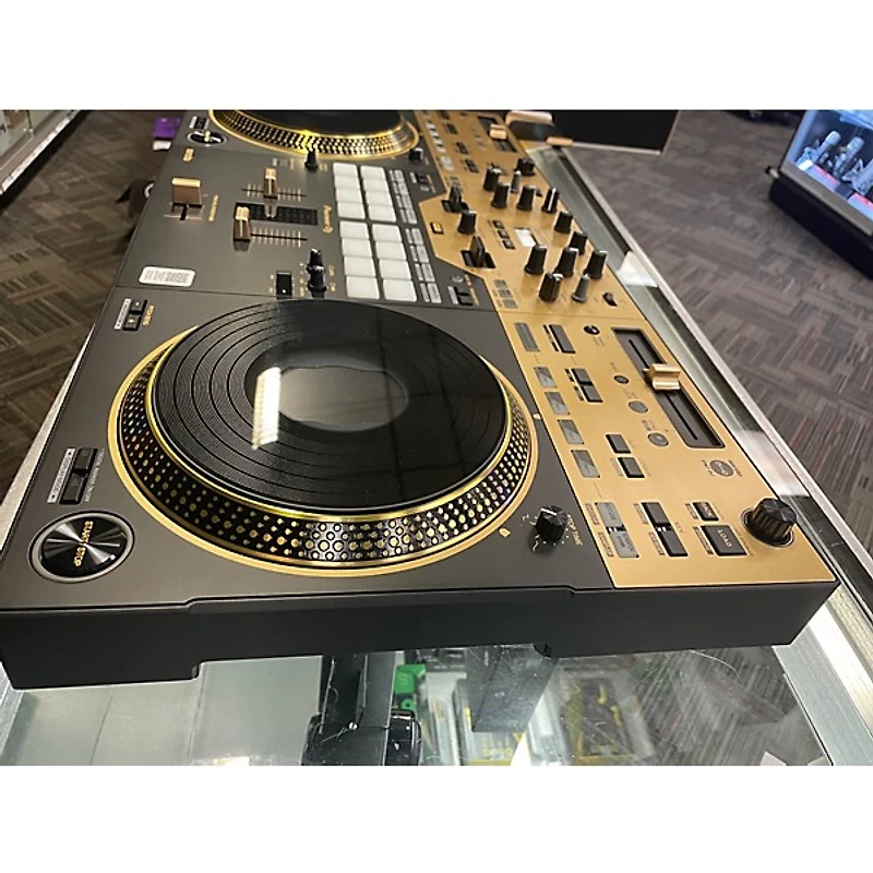 Used Pioneer DJ DDJ-REV7-N DJ Controller