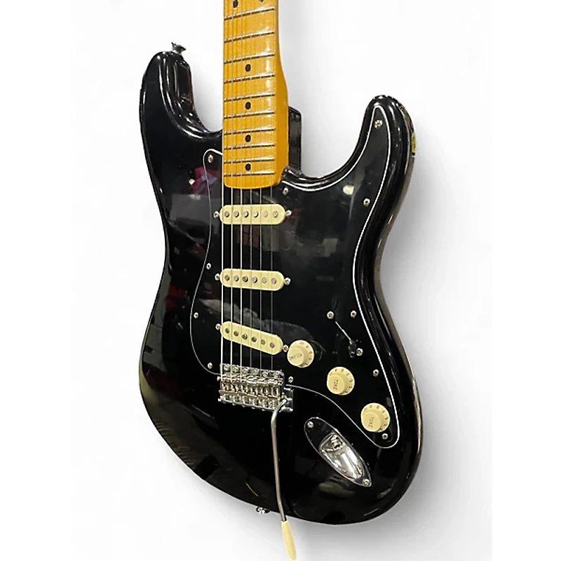 Used Fender Eric Johnson Stratocaster Black Solid Body Electric Guitar