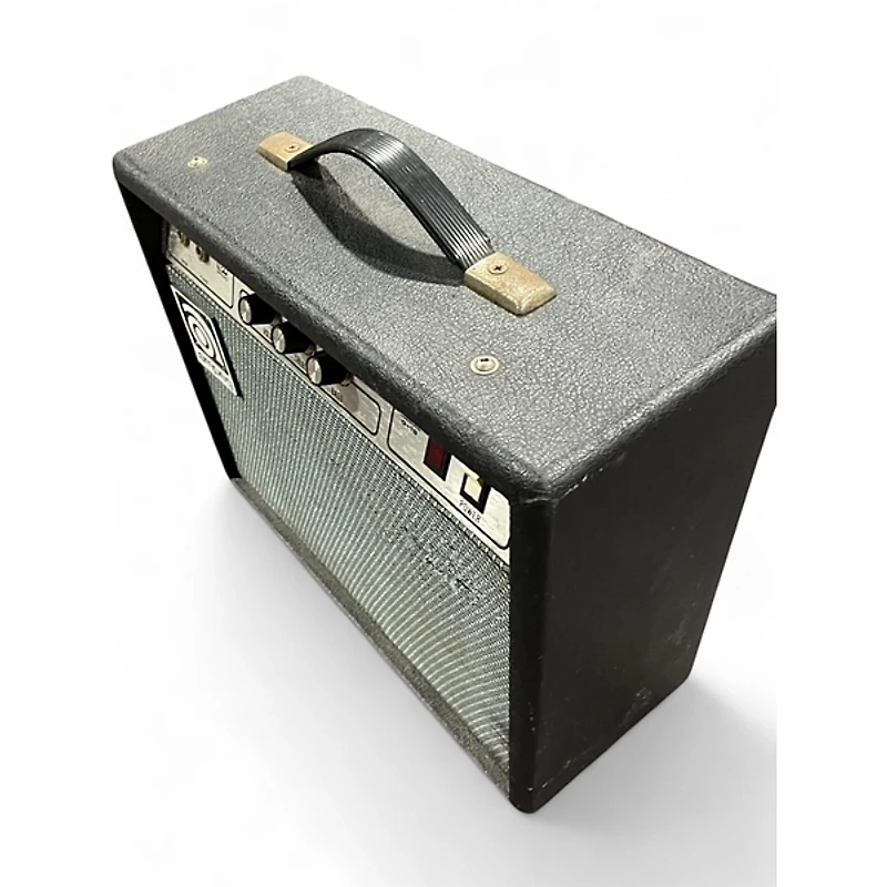 Used Ampeg G-18 Bass Combo Amp