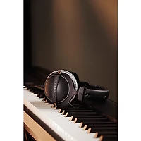 beyerdynamic DT 770 PRO Studio Closed-Back Headphones - 250 ohms