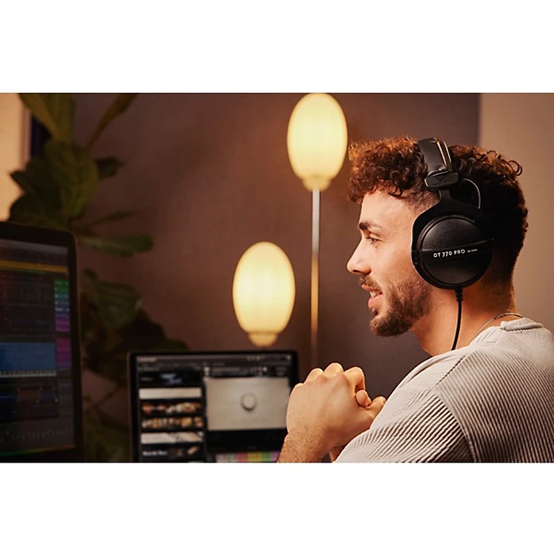 beyerdynamic DT 770 PRO Studio Closed-Back Headphones - 80 Ohm