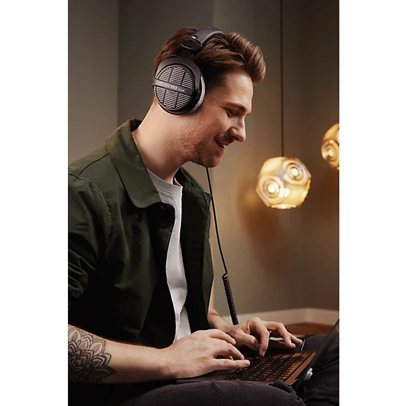 beyerdynamic DT 990 PRO Open-Back Studio Headphones - 250 Ohm