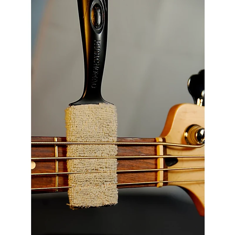 Music Nomad All in 1 String, Surface and Hardware Cleaning Tool