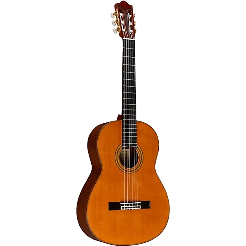 Yamaha GC82 Handcrafted Classical Guitar Cedar