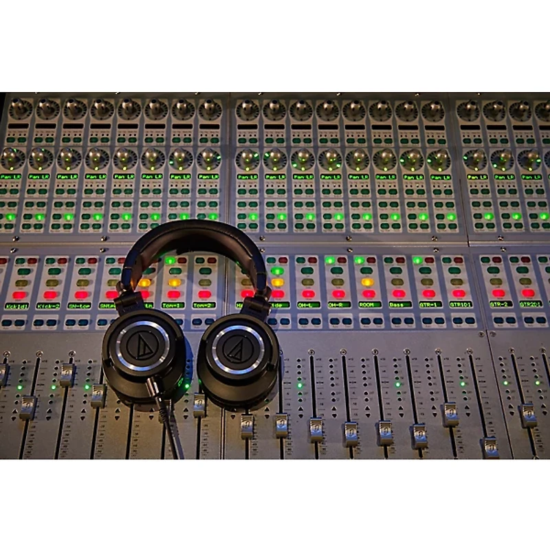 Audio-Technica ATH-M50x Closed-Back Studio Monitor Headphones -
